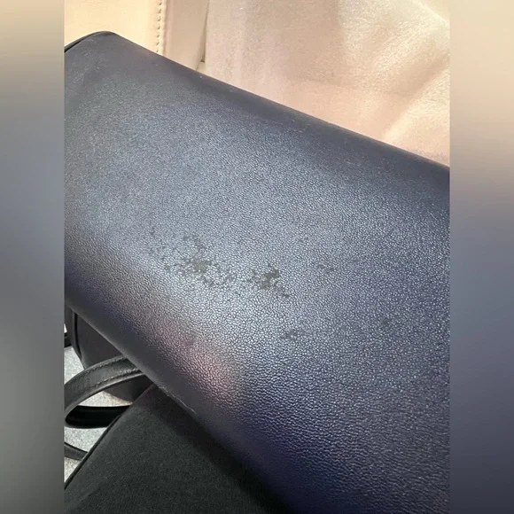 Tory Burch Tote - Picture 9 of 10